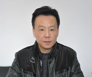 公司2013年優(yōu)秀員工獲獎感言---營銷中心商務(wù)線總監(jiān)柯文瀚.jpg
