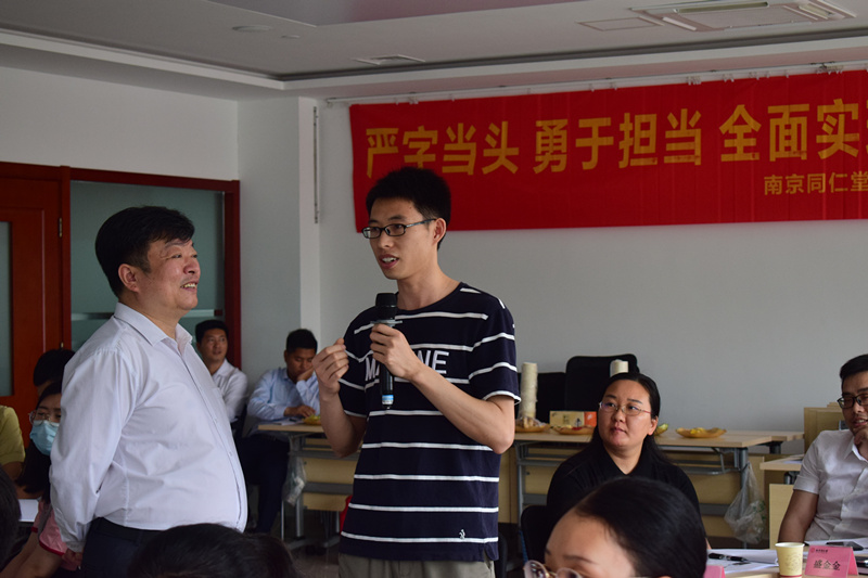 回答問(wèn)題_副本.jpg